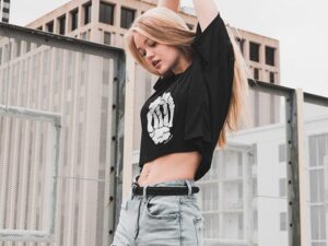 d